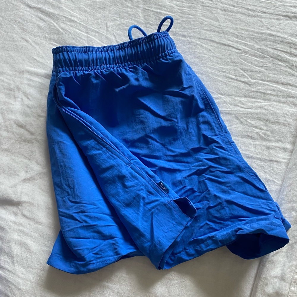 Aritzia TNA Big Easy 3” Short